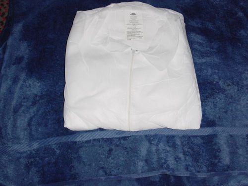 Disposable collar coveralls 4xl white polypropylene zipper front -- full case 25 for sale