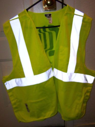 High Visibility Yellow safety vest w/2&#034; reflective strips breakaway Radians XL