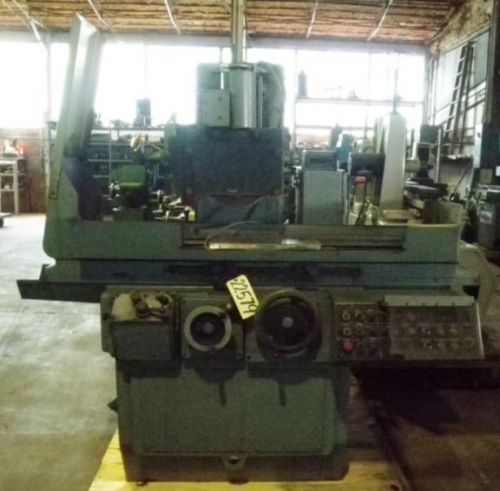8&#034; x 24&#034; brown &amp; sharpe surface grinder no. 824 dial a size, 2-axiz hyd. (22579) for sale