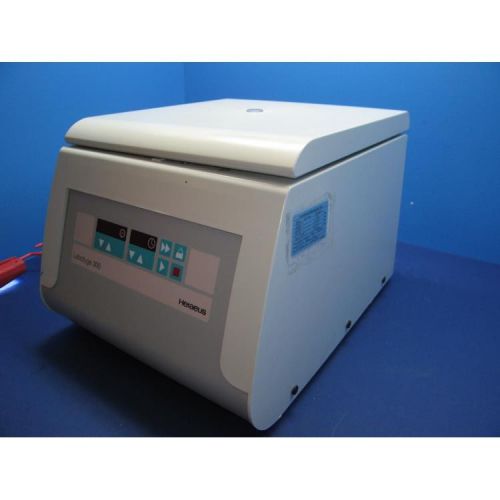 Heraeus labofuge tabletop centrifuge with 8 place rotor tested w 90 day warranty for sale