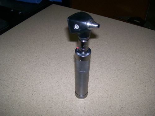 WELCH ALLYN  25020A Diagnostic Otoscope &amp; Ophthalmoscope