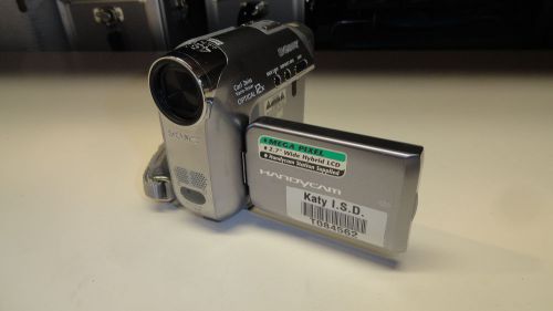 S8: Sony Handycam DCR-HC42 Camcorder - Gray