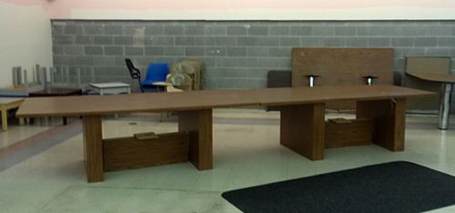 18&#039; conference table with laminate finish (flint mi/detroit area) for sale