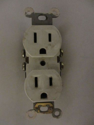 two pcs eletrical outlet duplex receptacle 15a (used)