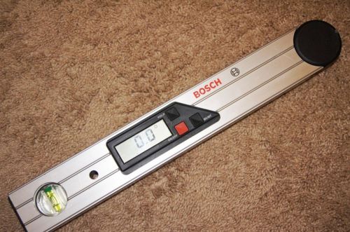 Bosch DWM40L Miter Bevel Angle Finder 17-Inch Digital Protractor With Manual