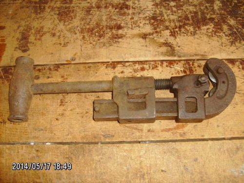 antique BRIDGEPORT hand help pipe cutter tool