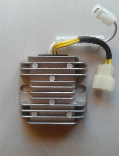 Regulator/Rectifier for charging 12 volt battery on petrol and diesel engines