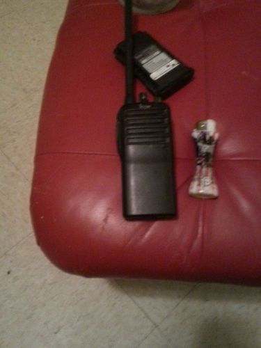 Used Icom IC-F14 VHF 16 CH Radio With Charger - Ships Free N Fast!