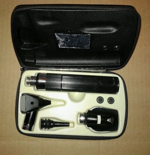 Welch Allyn Diagnostic Set Ophthalmoscope Otoscope