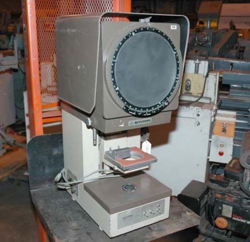 Mitutoyo 10 Inch Profile Projector Comparator Type PJ250 (Inv.11202)