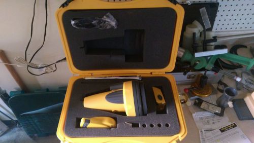Robo laser level rt-7210-1  with remote self-leveling in case   for construction for sale