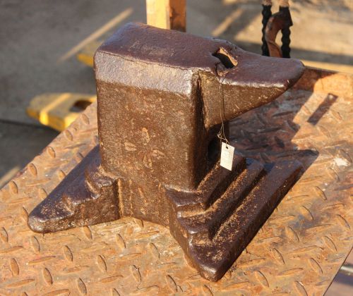 1700? wounded stepped antique austrian blacksmith anvil - historical decorations