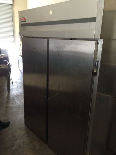 Vulcan Cardinal 2 Door Refrigerator Restaurant Equipment Model CRA2 CRA 2