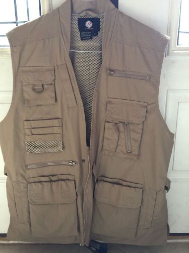 Rothco Public Safety Gear Gun Vest New Size Men Large Nwt Conceal Weapon Police