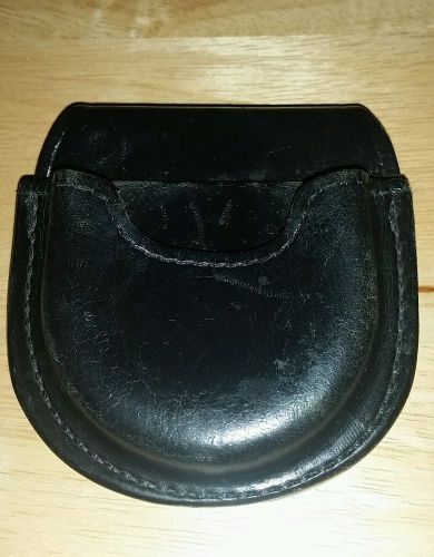 Gould and goodrich open handcuff case leather