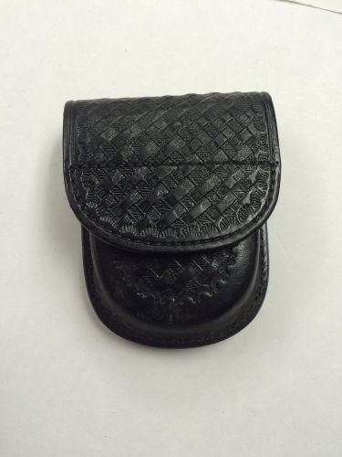 Don Hume Hand cuff holster basket weave c 304