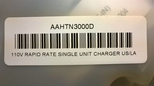 MOTOROLA AAHTN3000D 110V Rapid Rate Single Unit Charger NEW