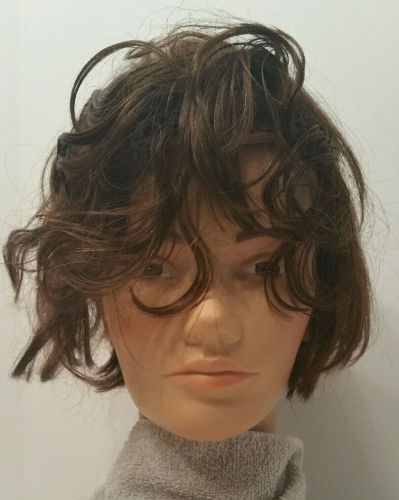 Beauty school PIVOT POINT practice mannequin