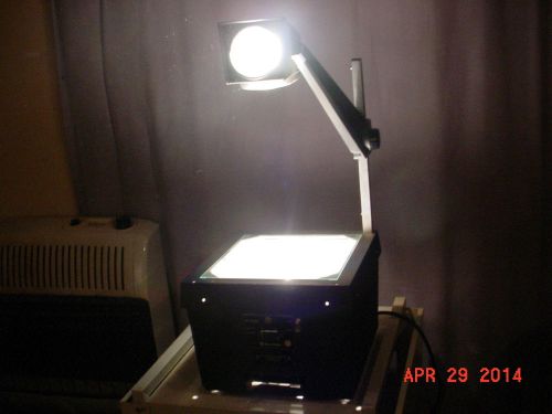 Overhead Projector W/ new bulb support local schools