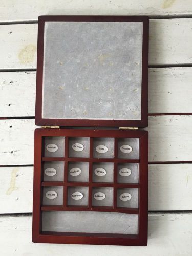 Small Wood Gem Jewelry Display Case Organizer 5 1/2&#034;