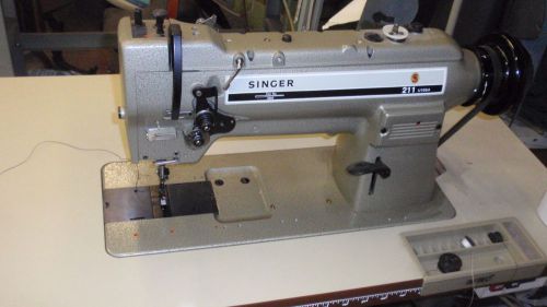 Singer 211u166a sewing machine....Great Condition