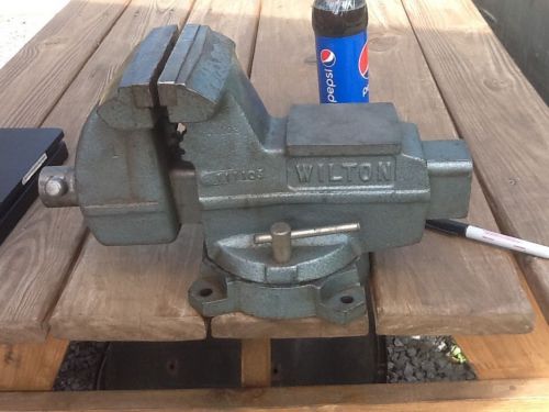 Large wilton vise - 43lbs - 5&#034; jaws - swivel base - estate find.           an for sale