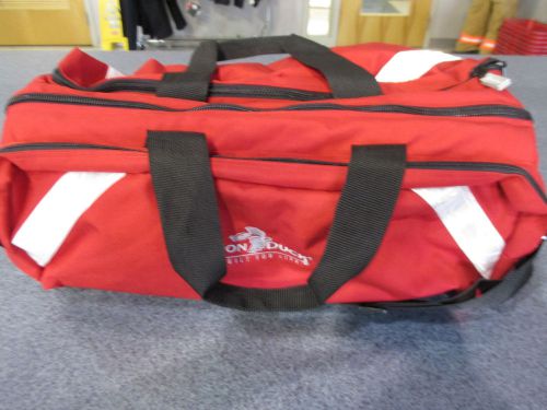 Iron Duck Oxygen Bag 2 PKT, Holds D or Jumbo D O2, 21&#034;x14&#034;x8.5&#034;, Red