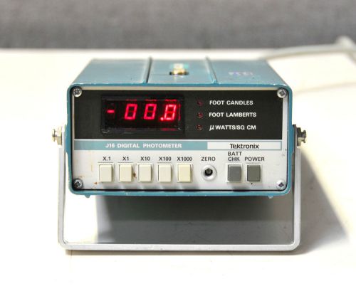 Tektronix J16 Digital Photometer