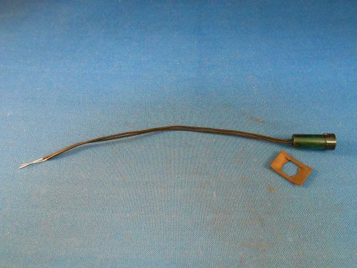 CM-22-2-04-28 CHICAGO MIN GREEN LIGHT IND. 6 VAC 2 6&#034;WIRE LEADS BULB T-1 3/4 NOS