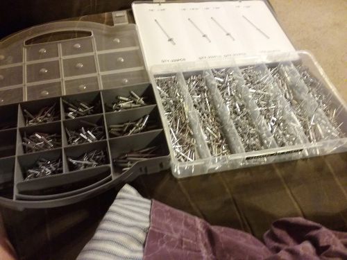 About 1000 steel pop rivets, assorted sizes
