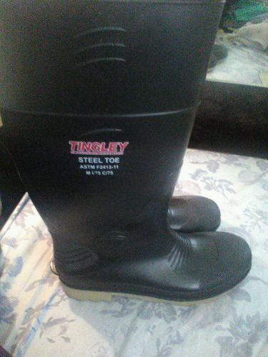 Tingley steel toe boots  size 10