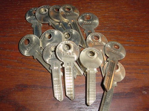 5 vintage key blanks original yale  &#034; gd &#034; keyway locksmith nos 998 uncut nice for sale