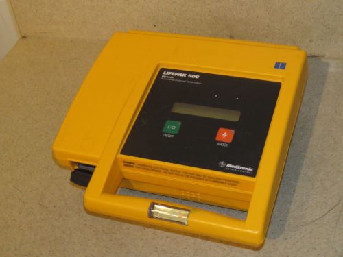 PHYSIO-CONTROL LIFEPAK 500 WITH BATTERY (C)