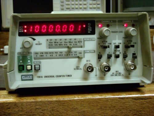 Fluke 7261A Frequency Counter with 1.3 GHz Input &amp; Oven Oscillator