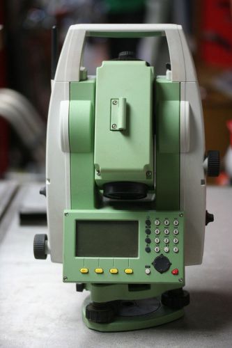 LEICA GEOSYSTEMS SURVERYORS LEVEL TS06 TS06-3 MADE IN SWITZERLAND CH-9435