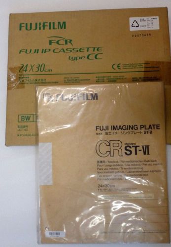 FUJI IP CASSETTE 24x30cm TYPE-CC and FUJI ST-VI CR IMAGING PLATE 24x30cm: LOT 1