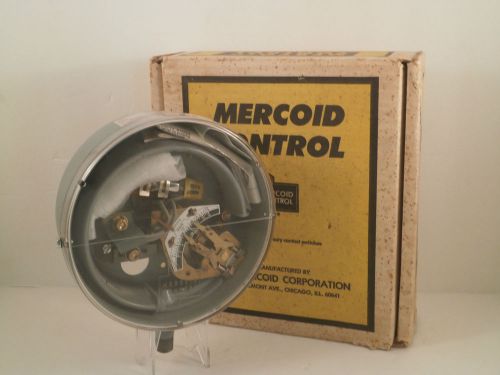 Mercoid control pressure gage da 31-2 r8 for sale