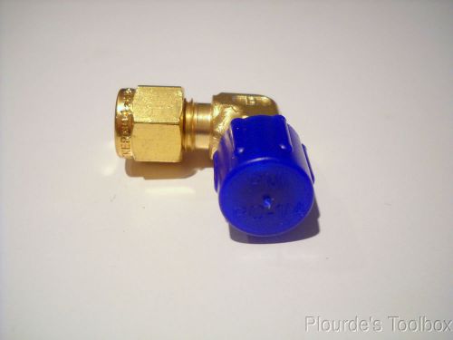 New parker a-lok 1/4&#034; brass male elbow connector 1/4&#034; tube x 1/4&#034; npt, 4msel4n-b for sale
