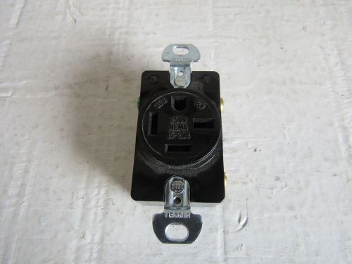 NEW HUBBELL HBL8420 3PH 3P 4W 20A 125/250V STRAIGHT BLADE RECEPTACLE 15-20R