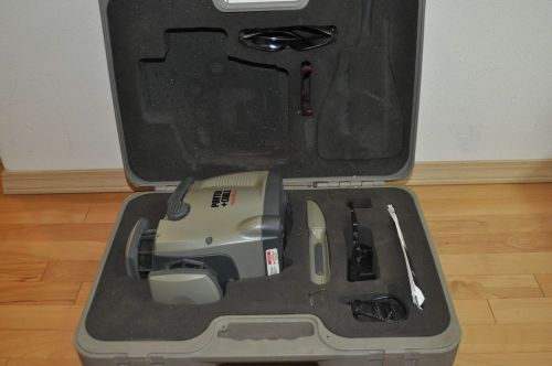 PORTER CABLE ROBOTOOLZ RT-7690-2 Horizontal Vertical Rotary Laser Level IN CASE