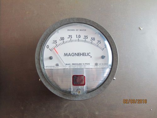 Dwyer 2000-00 c differential pressure gage, range 0-2&#034; w.c., minor divisions .05 for sale