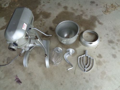 Hobart A 200 Mixer Bowl, Splash Guard, Wisk, Hook, Paddle. Whisper Quiet !!!