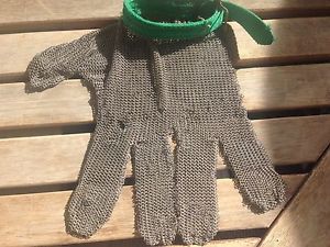 Ex con niroflex metal mesh chain mail xl butcher&#039;s glove made in germany for sale