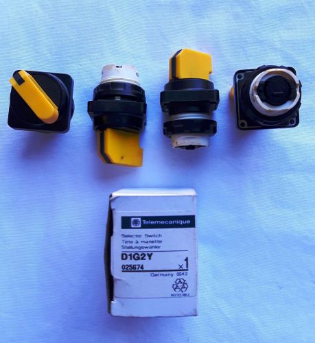 Telemecanique D1G2Y Selector Switch 025674, Set of 4