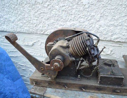 Vintage 4 Cycle Iron Horse Engine Model AX450 Motor Johnson Motors Canada Kick