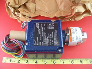 Neo Dyn 100P57CC6 Pressure Switch 100P Ser 500-1500 psig adj ITT 57CC6 New Nnb