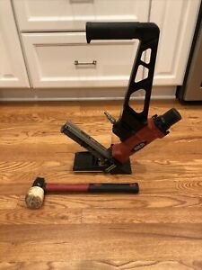 Norge Floor Nail Gun Floor Nailer AND HAMMER P/N; 10024938 -Working - tested