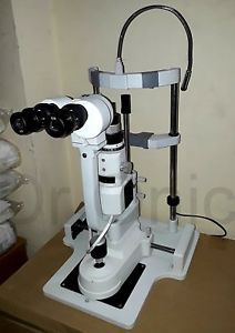 Slit Lamp Z Type 3 Step With Wooden Base Beam Splitter, &amp; HD Camera 110-240V