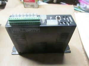 ORENTIAL MOTOR CO VEXTA BXD60A-C BRUSHLESS DC MOTOR DRIVER    B298