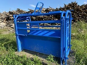 Priefert Cattle Roping Chute